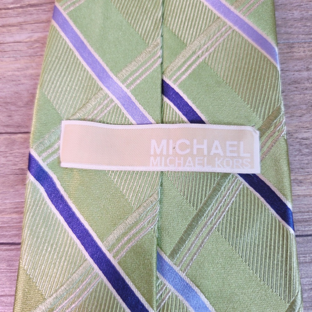 Michael Kors Mens Tie Green Blue Plaid Striped 100% Silk Classic Necktie Wedding - Picture 2 of 6